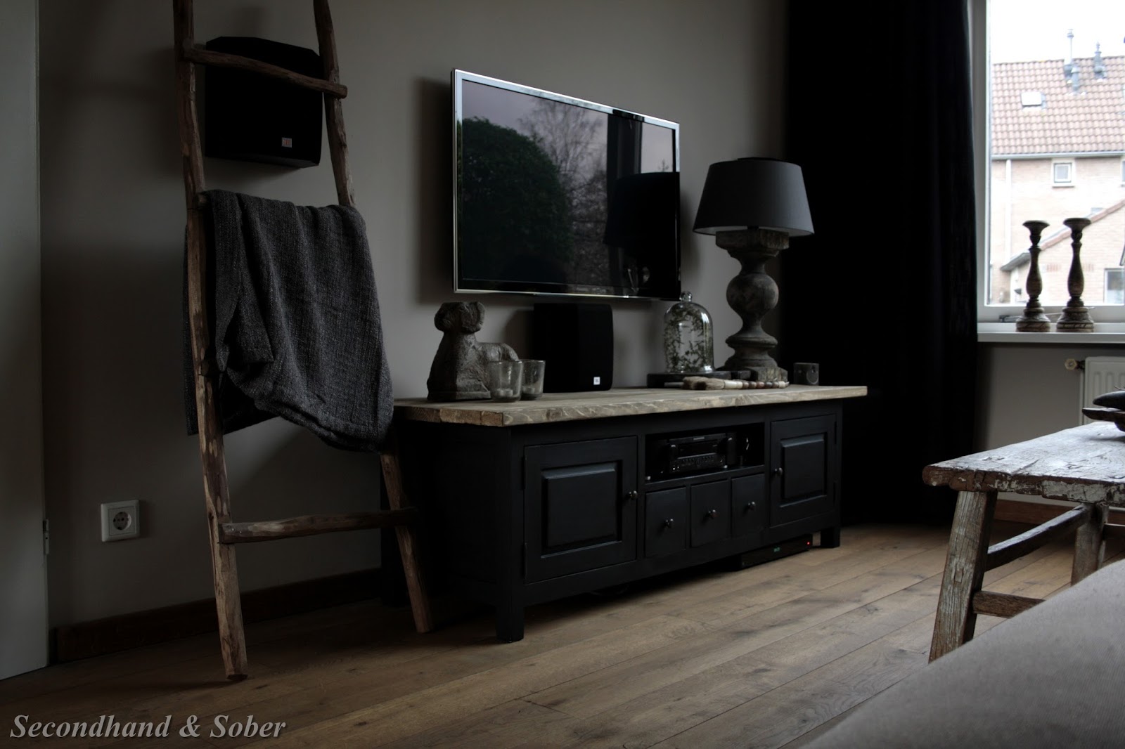 Second hand & sober: november 2015