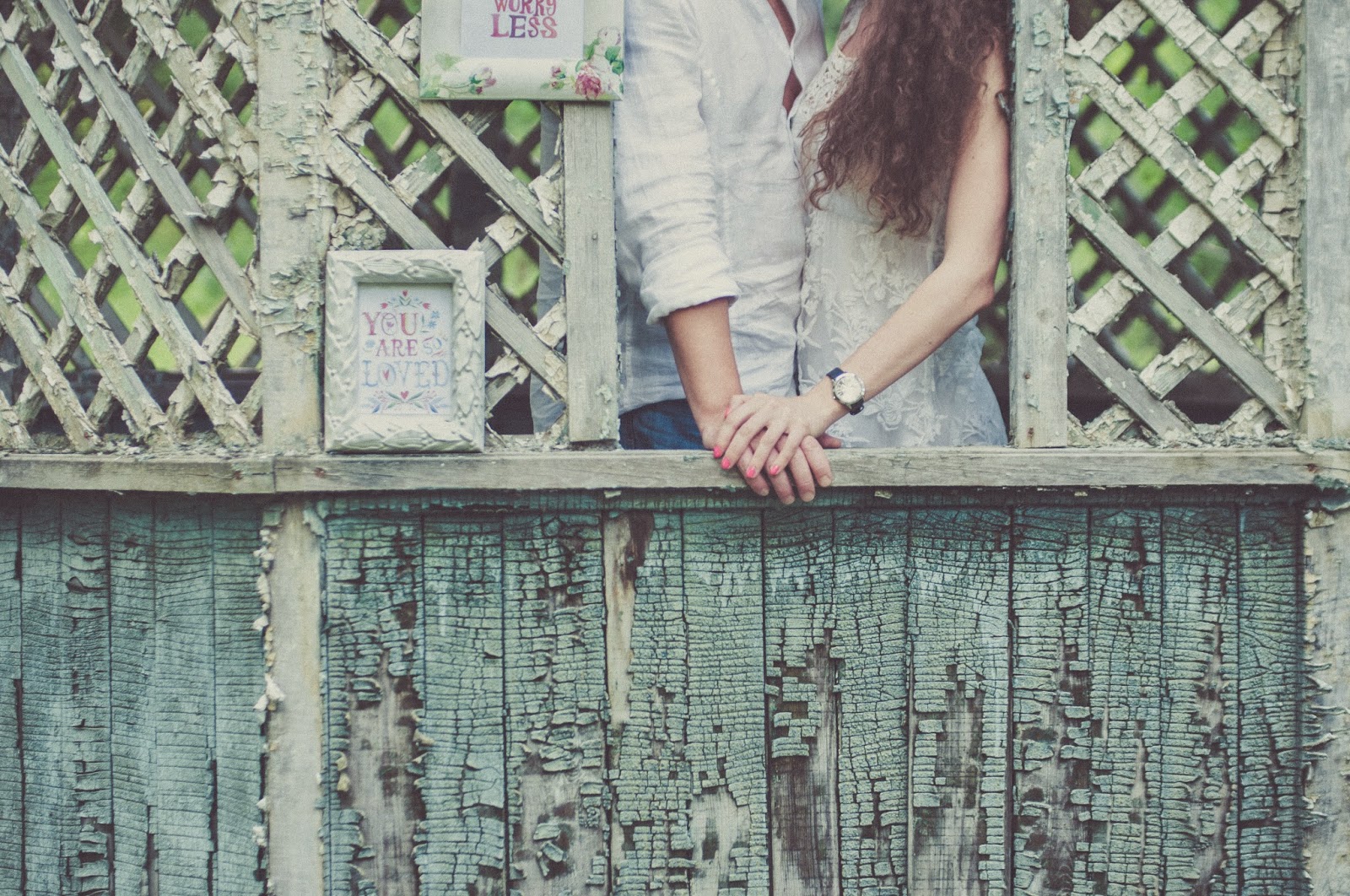 Vika&Denis lovestory_5 предсвадебная фотосессия, love-story, оформление места съемки, летняя фотосессия, торт с черешней, свадебные фотографии, свадебный фотограф в Киеве