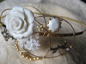 Wired Hairband - white rose - S$55
