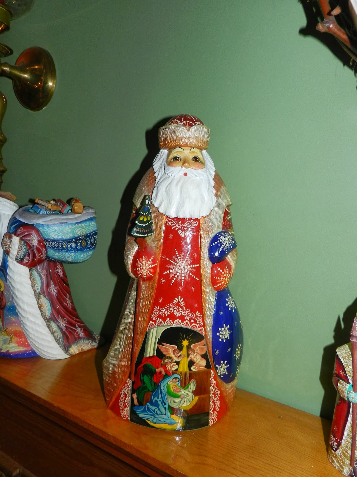 notre dame santa hat