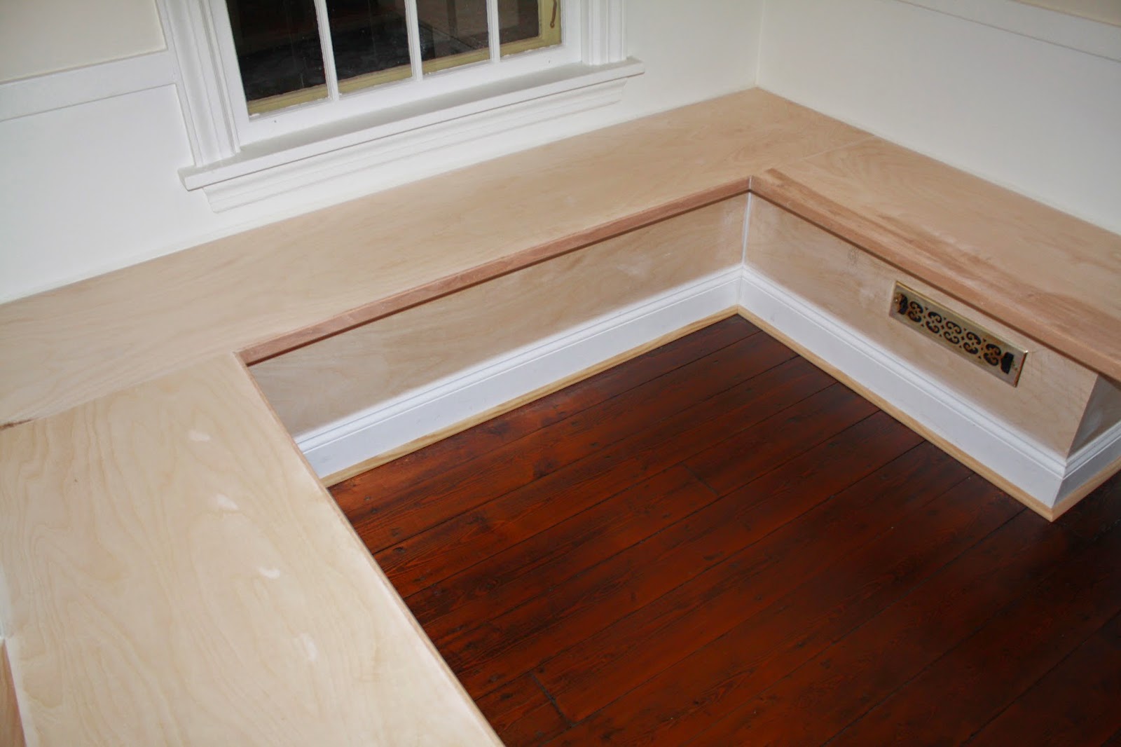 Breakfast Nook Bench Plans | Breakfast Bench Plans Breakfast Nook Bench Plans | Breakfast Bench Plans