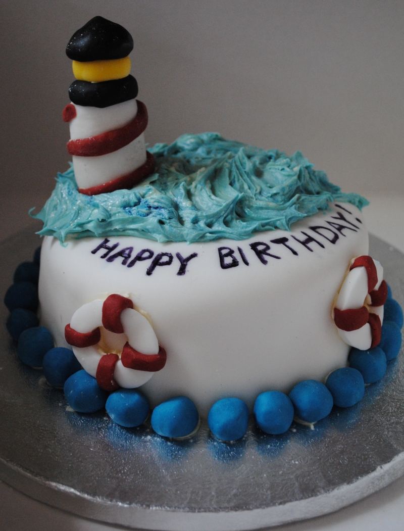 Ever So Juliet Edinburgh lifestyle blog Lighthouse birthday cake