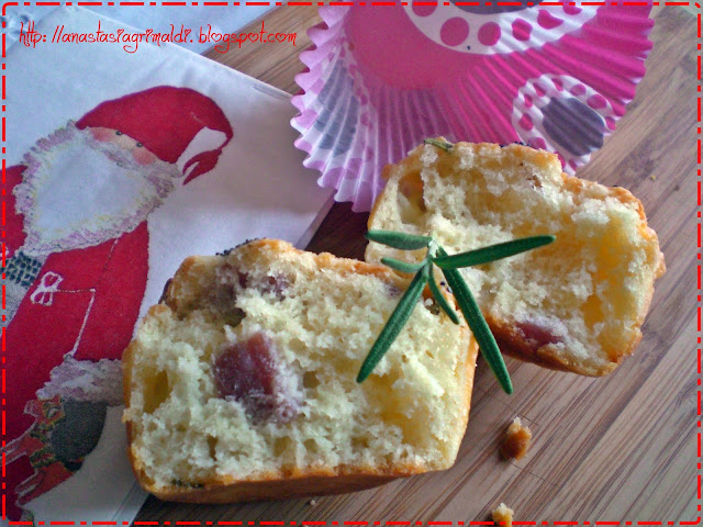 Muffin salati con finocchiona e scamorza