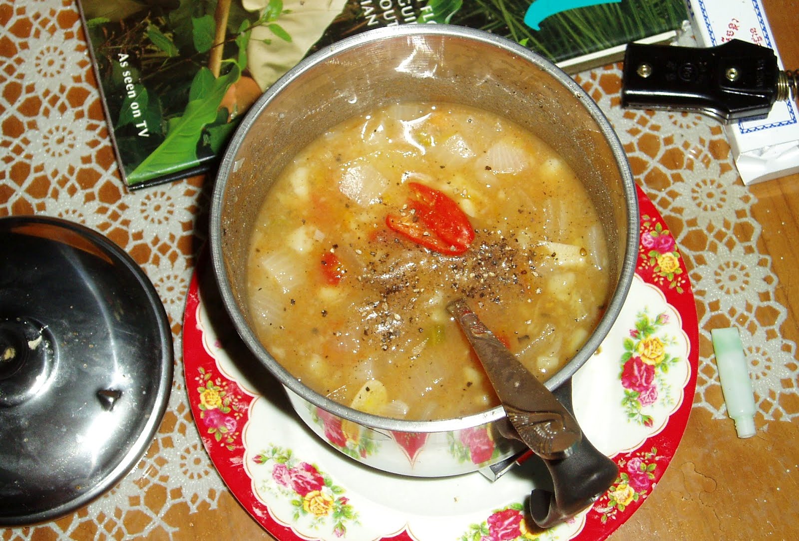 CHEF SANDWICH How To Make Soup In A Hotel Room Kettle