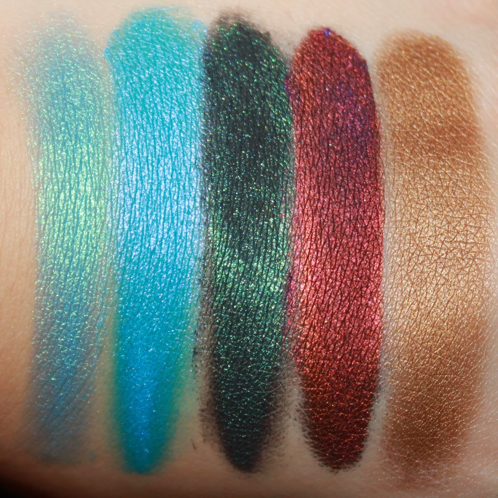The Dark Side of Beauty: Top 5: Indie Eyeshadows