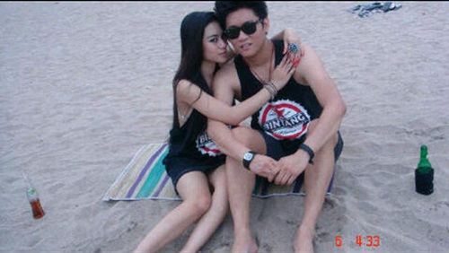 Foto Ciuman Ivan Seventeen dengan Pacarnya