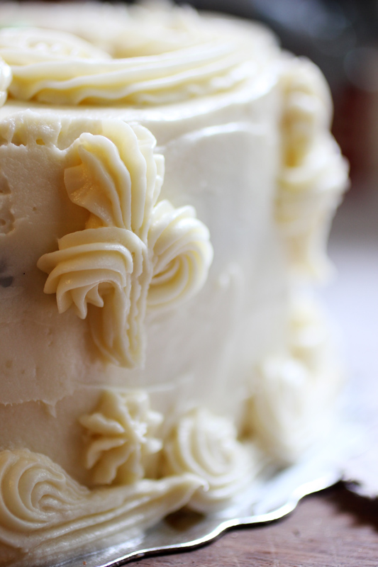 Sweet Freedom: Cake Decorating: Piping & Cream Cheese Icing