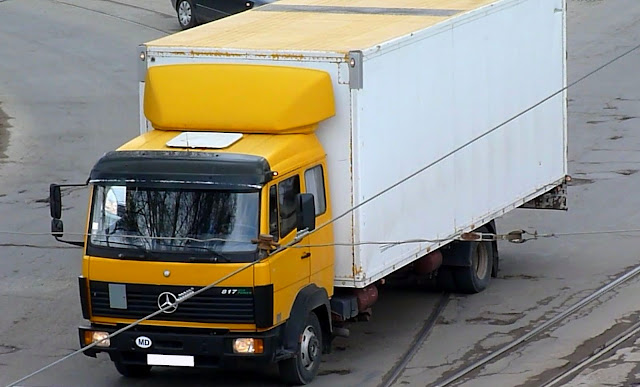 Mercedes Benz 817 Truck  , 4x2 Truck , Mercedes Benz 817 4x2 Truck  , Mercedes Benz , Mercedes , Mercedes , Box Truck , Mercedes Box Truck
