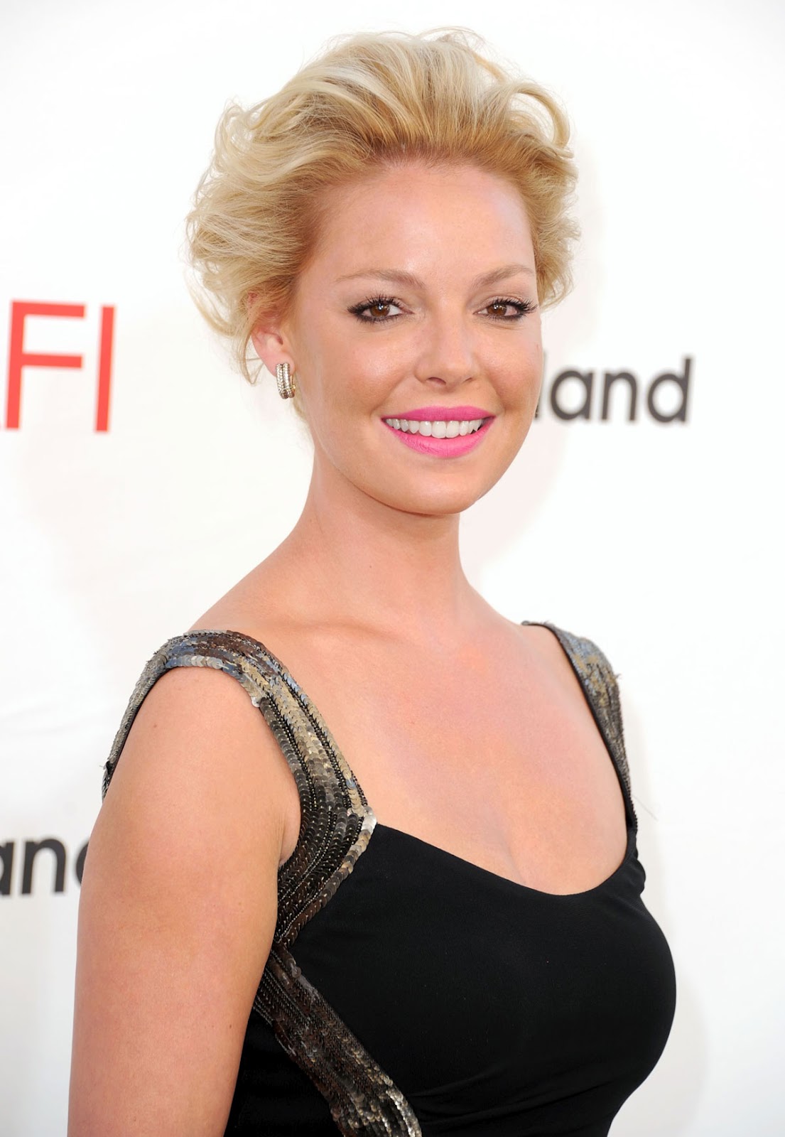 http://4.bp.blogspot.com/-zB-uhnfudDo/T9WjkMr7MHI/AAAAAAAAJZg/d-z_UToOHw4/s1600/KATHERINE+HEIGL+(8).jpg