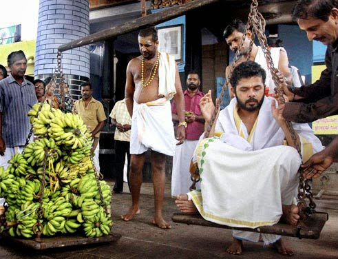 Sreesanth in South India costume Sreesanth in South India outfit while wedding rituals