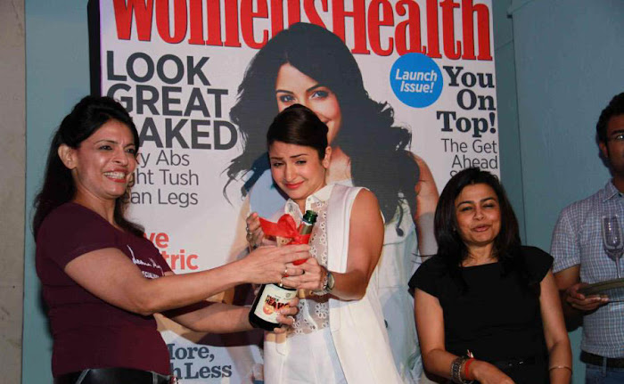 anushka sharma unveils women