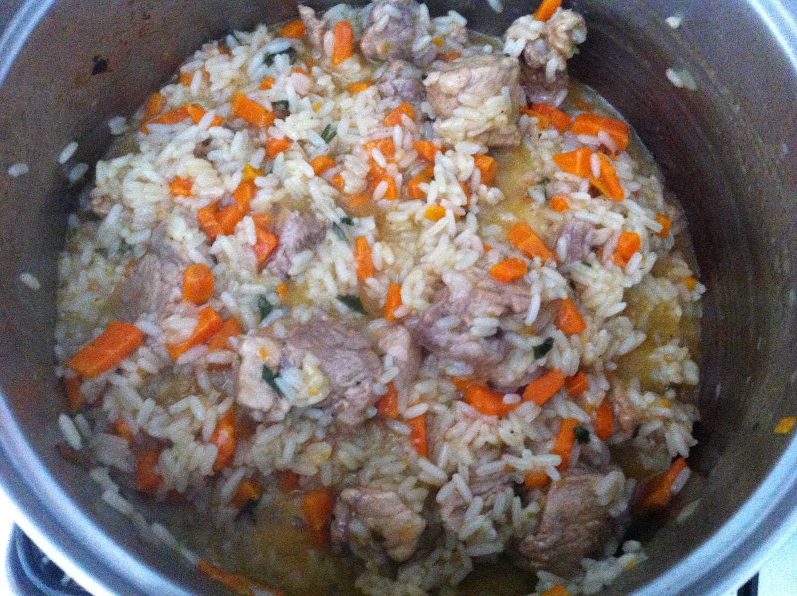 Mihaela Damoc PILAF CU CARNE DE PORC