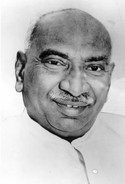 the political career of kamarajar Kamaraj, admired for his simplicity and integrity, had a long and illustrious political career as member of legislative assembly from 1954 to 1967 and as member of parliament initially from 1952 to 1954 and then from 1969 to 1975 he also served as president of tamil nadu congress from 1940 to 1954 and as president of all india congress from. the political career of kamarajar Kamaraj, admired for his simplicity and integrity, had a long and illustrious political career as member of legislative assembly from 1954 to 1967 and as member of parliament initially from 1952 to 1954 and then from 1969 to 1975 he also served as president of tamil nadu congress from 1940 to 1954 and as president of all india congress from.