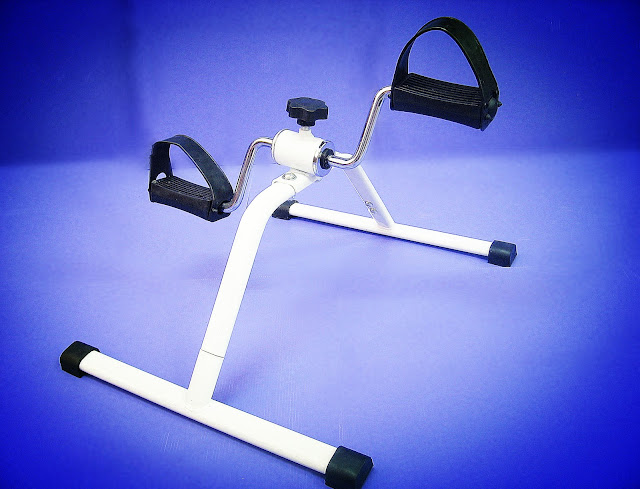 5. Pedal exerciser 标準运動手脚物理治療器 Alat fisioterapi latih gerakan tangan dan kaki piawai