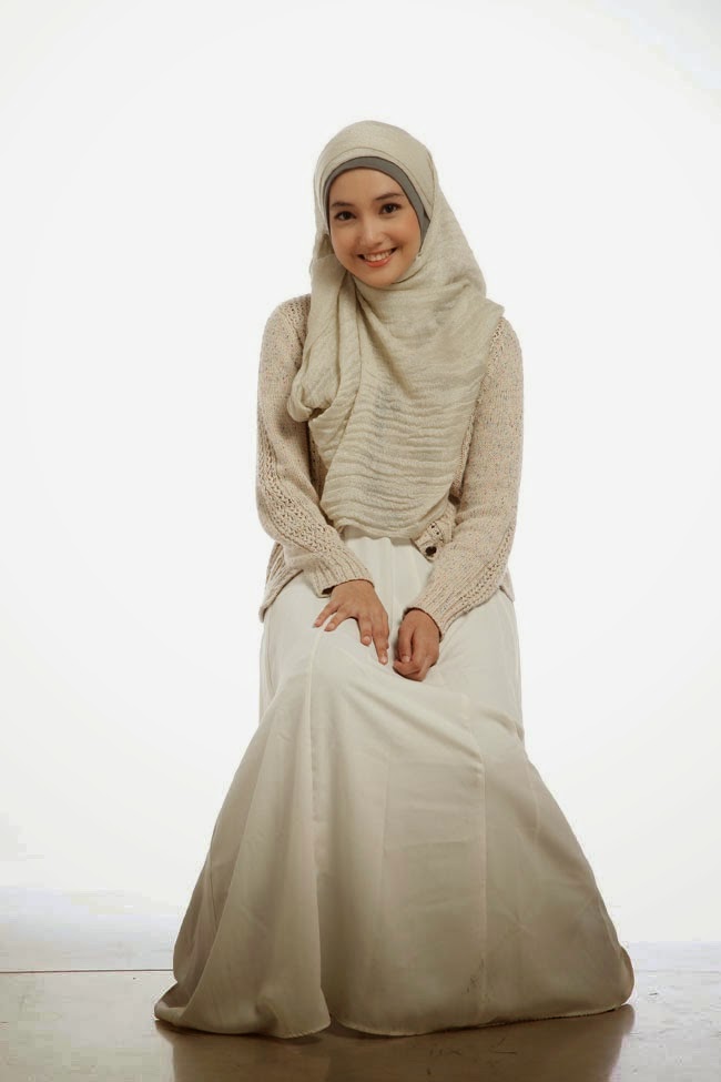 busana muslim cantik artis indonesia terbaru artis busana muslim cantik artis indonesia terbaru artis