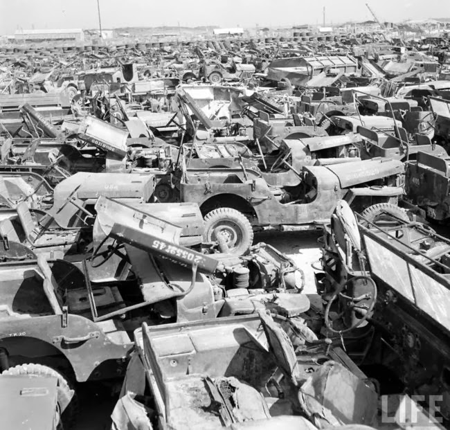 Jeep+Graveyard+on+the+Island+of+Okinawa,+Japan,+1949+(9).jpg