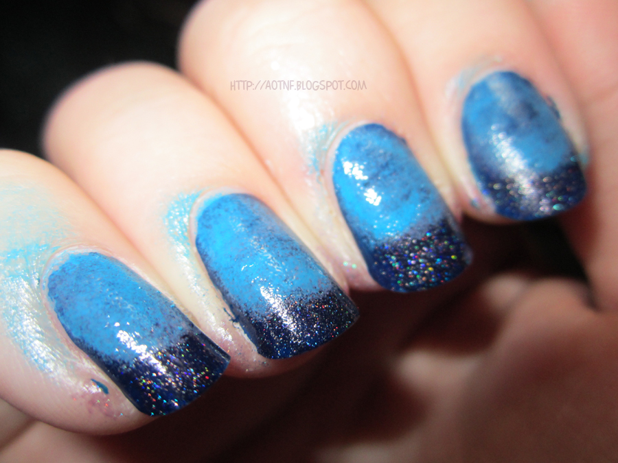 Adventures Of The Nailfriends! Aurora Nails Tutorial