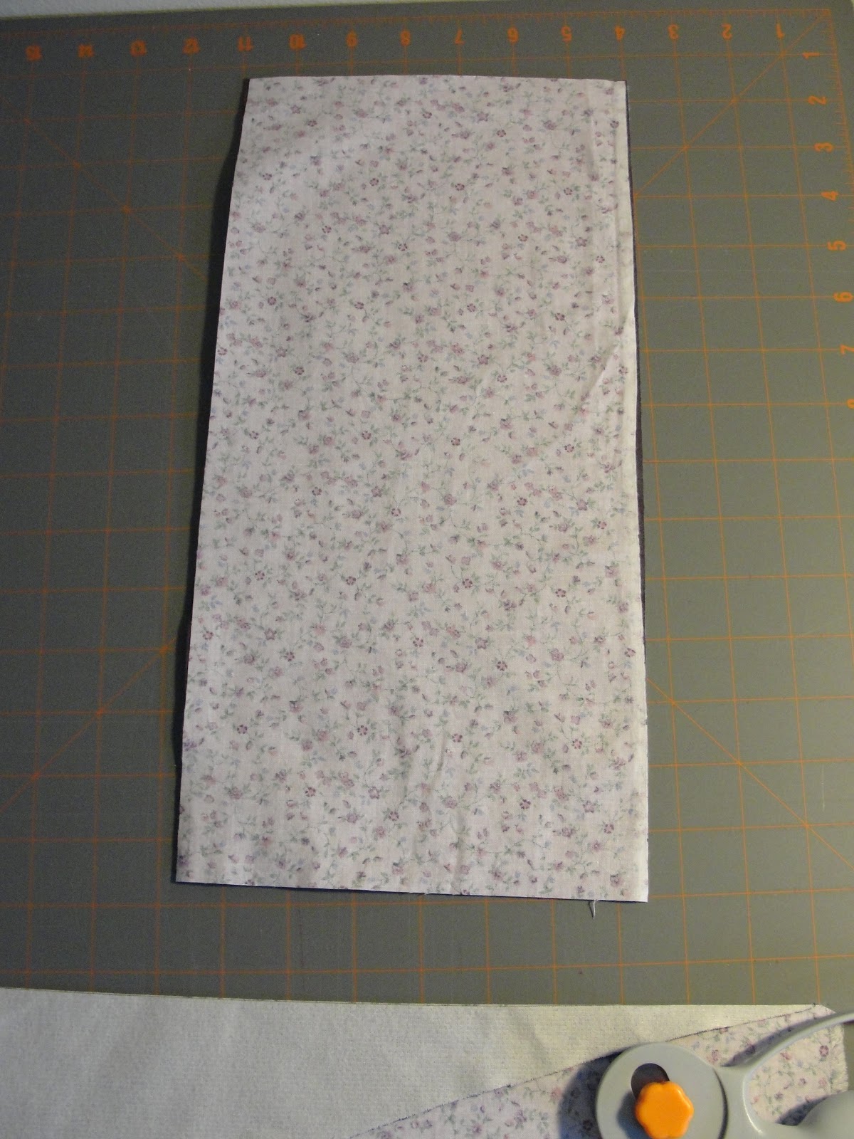 JoAnn's Special Tape Measure Snappy Bag Tutorial