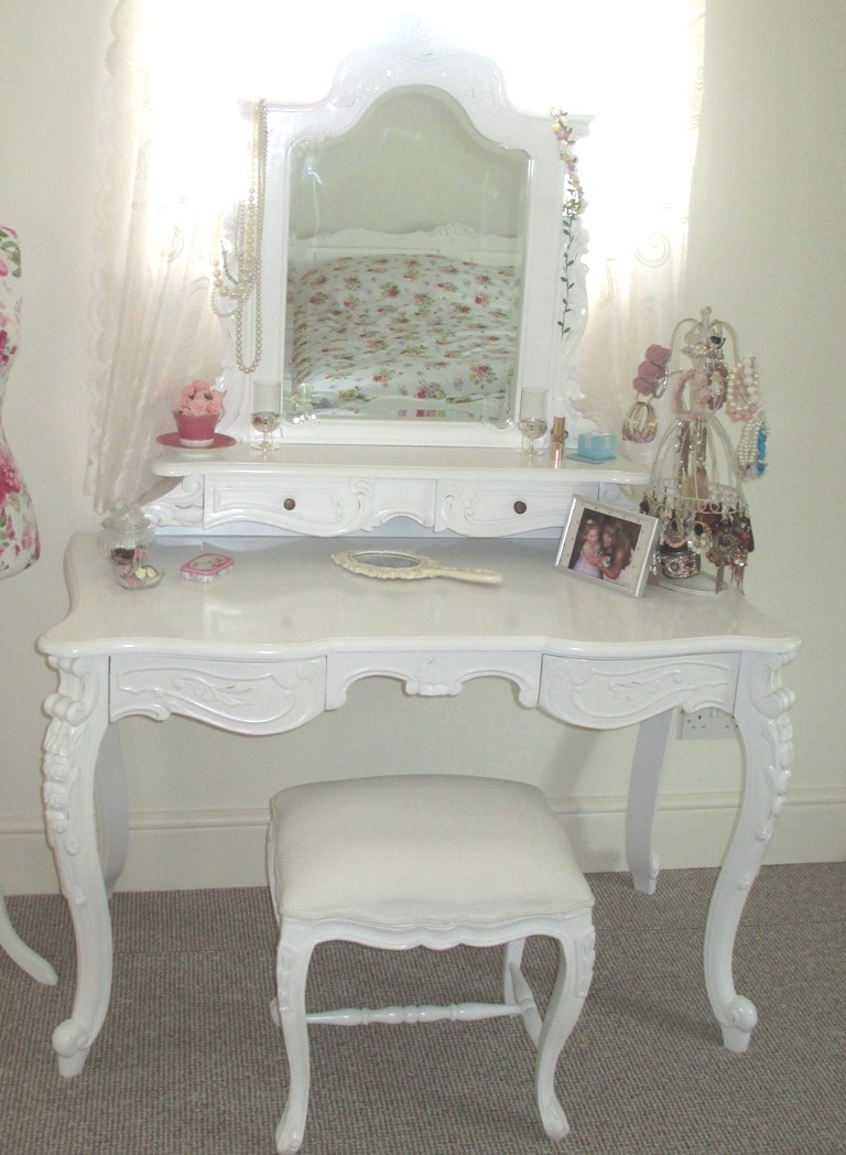 shabby chic white French dressing table Vanity Tables Pinterest