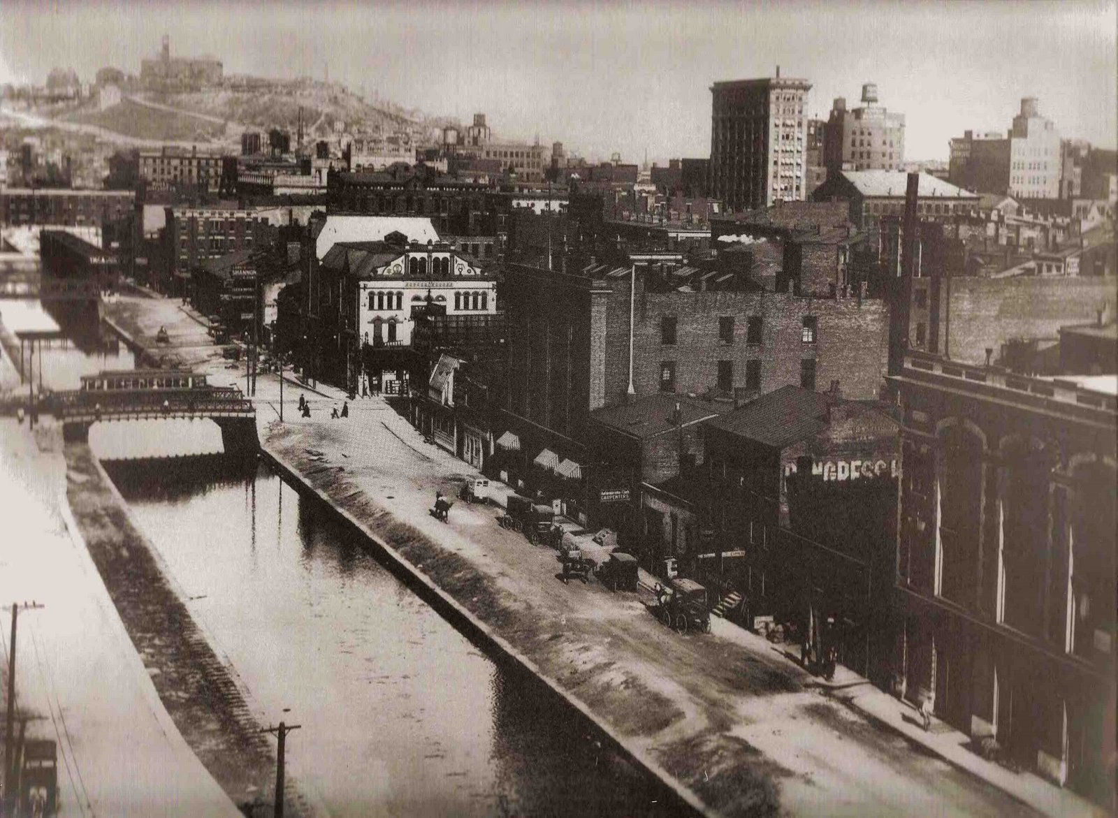Digging Cincinnati History Opera House Burlesque To Kroger Building