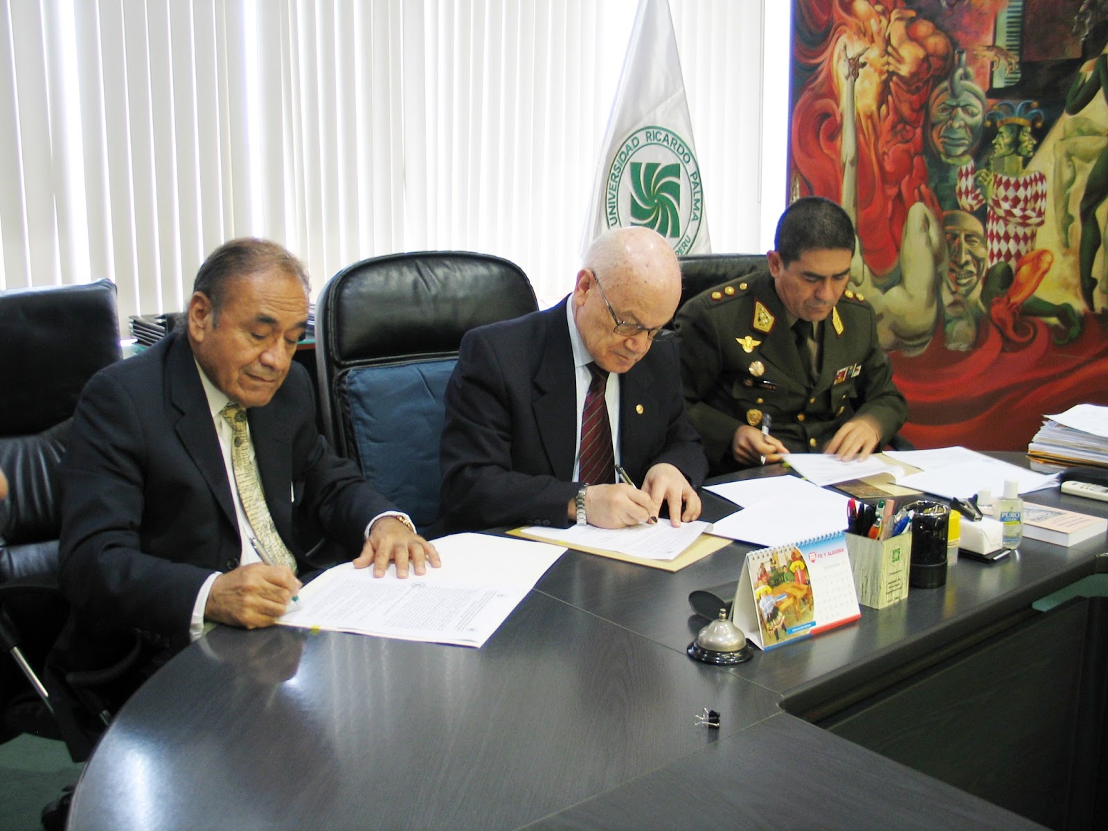 Nuestro Ejército en video Universidad Ricardo Palma y la Escuela