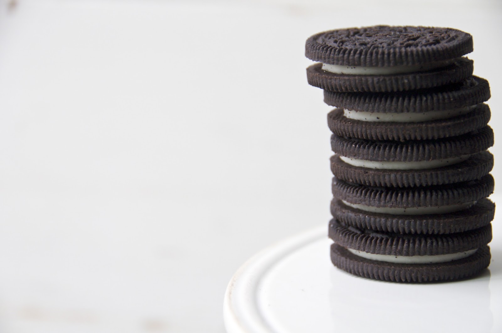 see you in the morning banana cake + oreo swiss meringue buttercream