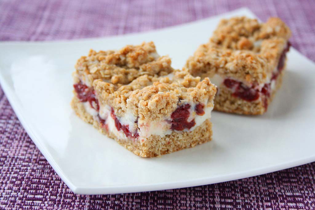 collecting memories Cranberry Greek Yogurt Oatmeal Bars