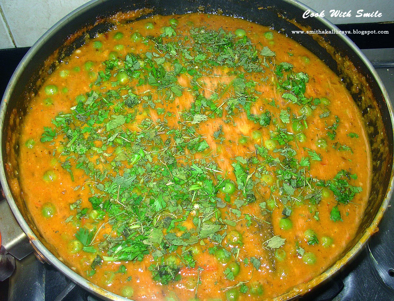PEAS MASALA / PEAS BUTTER MASALA / MATAR MASALA RESTAURANT STYLE