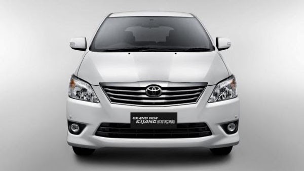 Mobil Toyota Innova Mobil Toyota Innova
