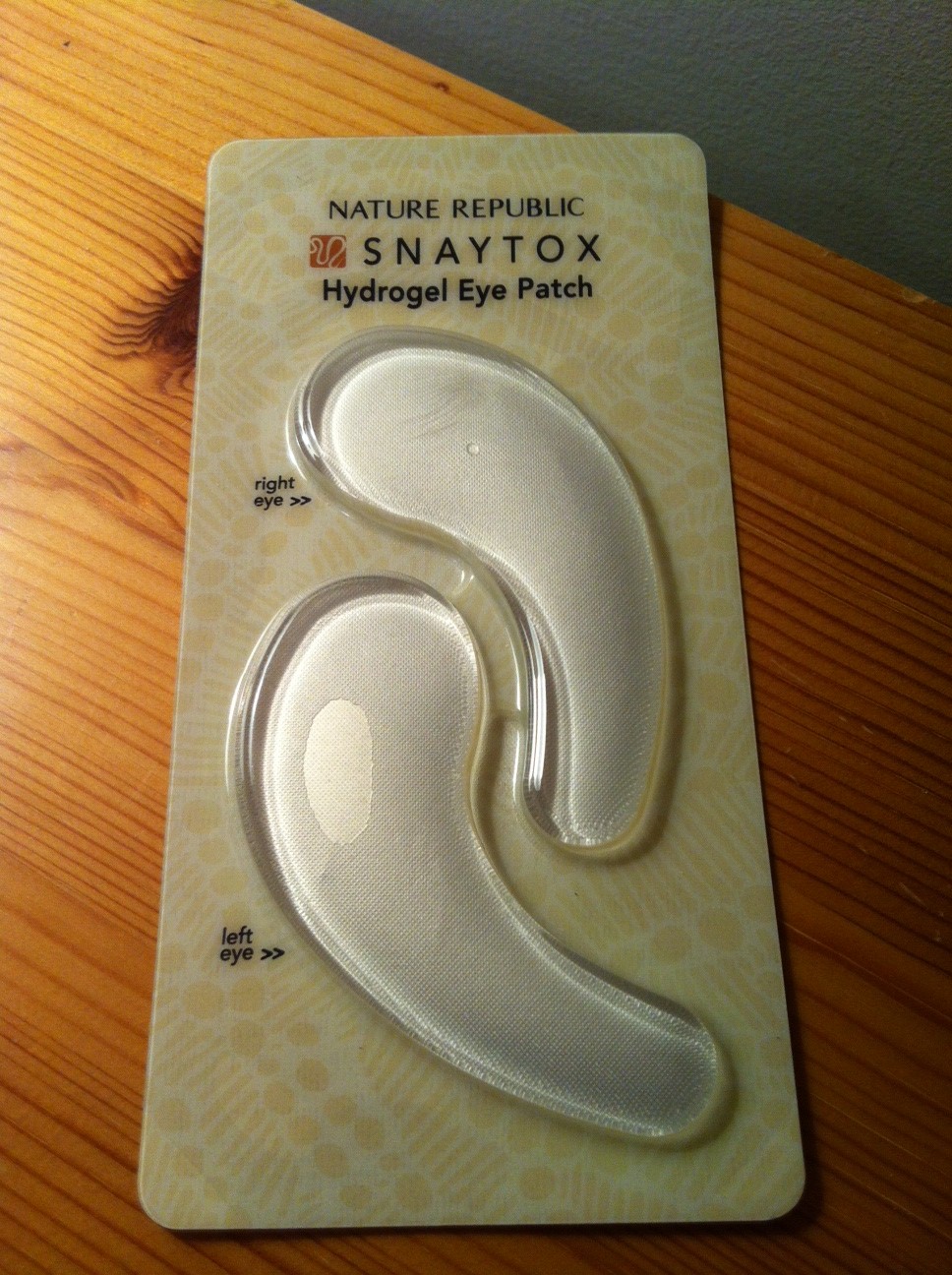 Mad About My Skin Review Nature Republic Snaytox Hydrogel Eye Patch