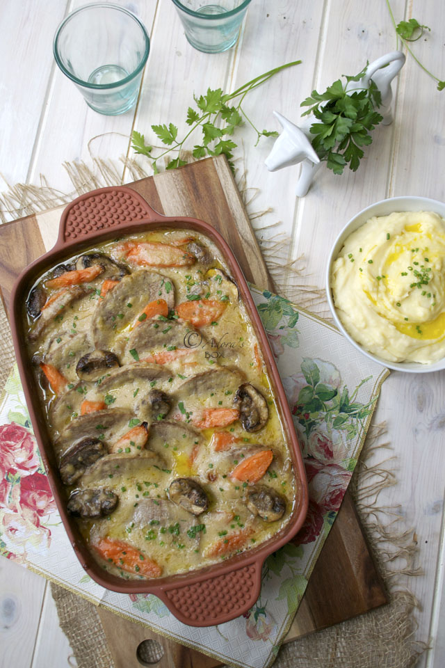 Adora's Box POT ROAST BEEF IN CREAMY MUSHROOM GRAVY