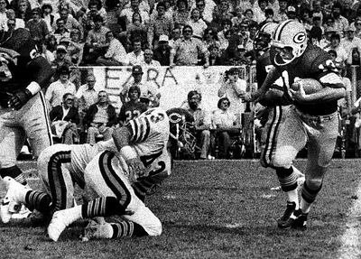 Today In Pro Football History 1980 Packers Beat Bears In Ot As Marcol Scores Td On Blocked Field Goal