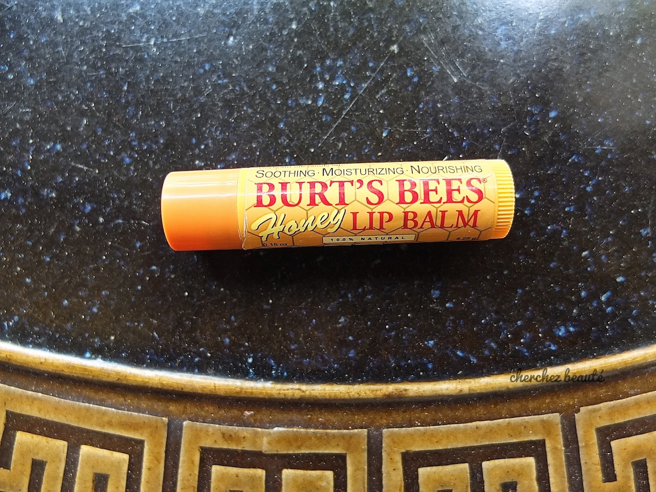 Cherchez Beauté Burt's Bees Honey Lip Balm Review and Pictures