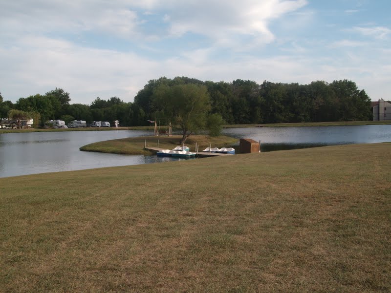 Osage Bluff Quilter Casita road trip to Mark Twain lake