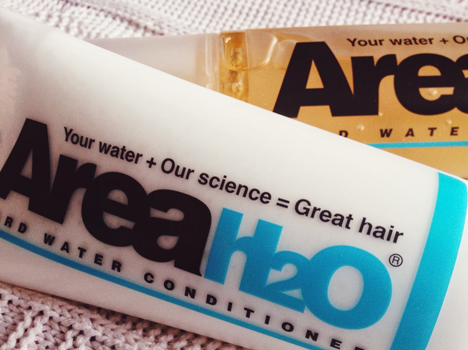 FashionFake, Area H2O shampoo review, beauty blog