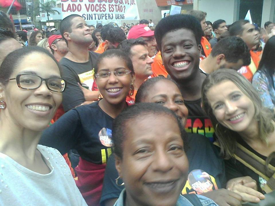 REBELE-SE CONTRA O RACISMO!