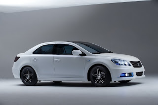 2011 Suzuki Kizashi EcoCharge Concept unveiled at the NYIAS 2011 Suzuki Kizashi EcoCharge Concept unveiled at the NYIAS