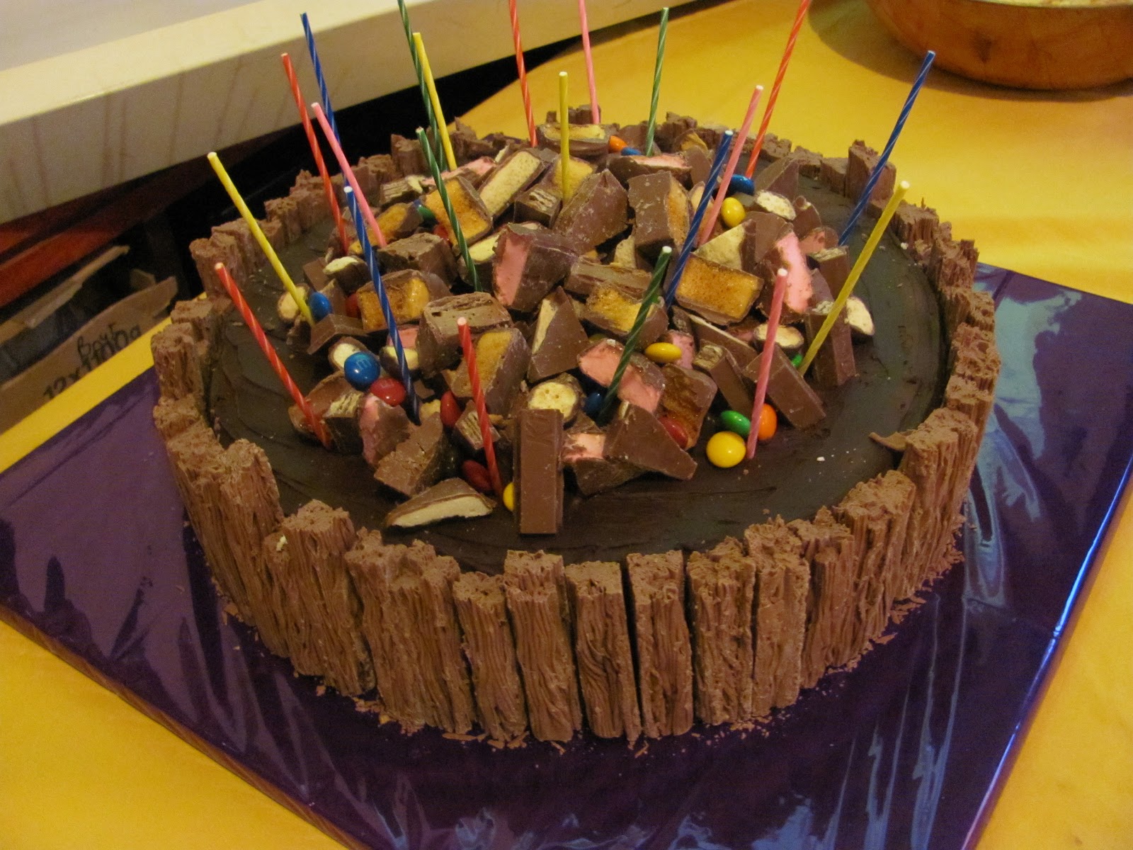 Mrs Cake: Easy Cake Decorating: Chocolate Overload
