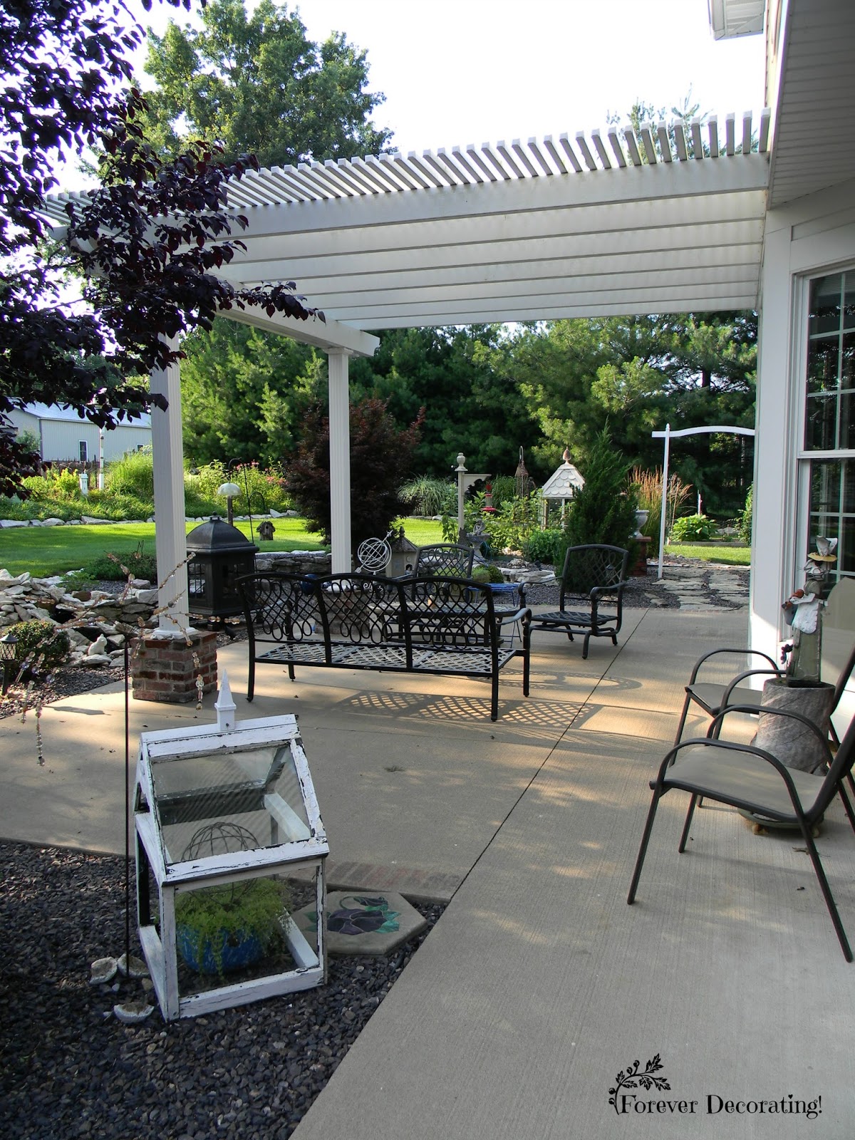Forever Decorating! Painted Patio Rug!