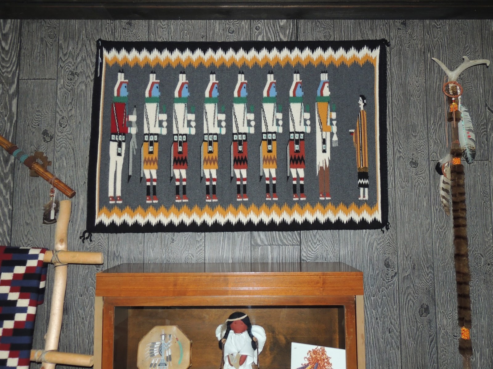 Indian Art Unlimited How To Display A Navajo Tapestry Rug