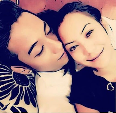 Gossip Artis Terkini.(FOTO PANAS) Mawar Rashid Berpeluk! Gossip Artis Terkini.(FOTO PANAS) Mawar Rashid Berpeluk!