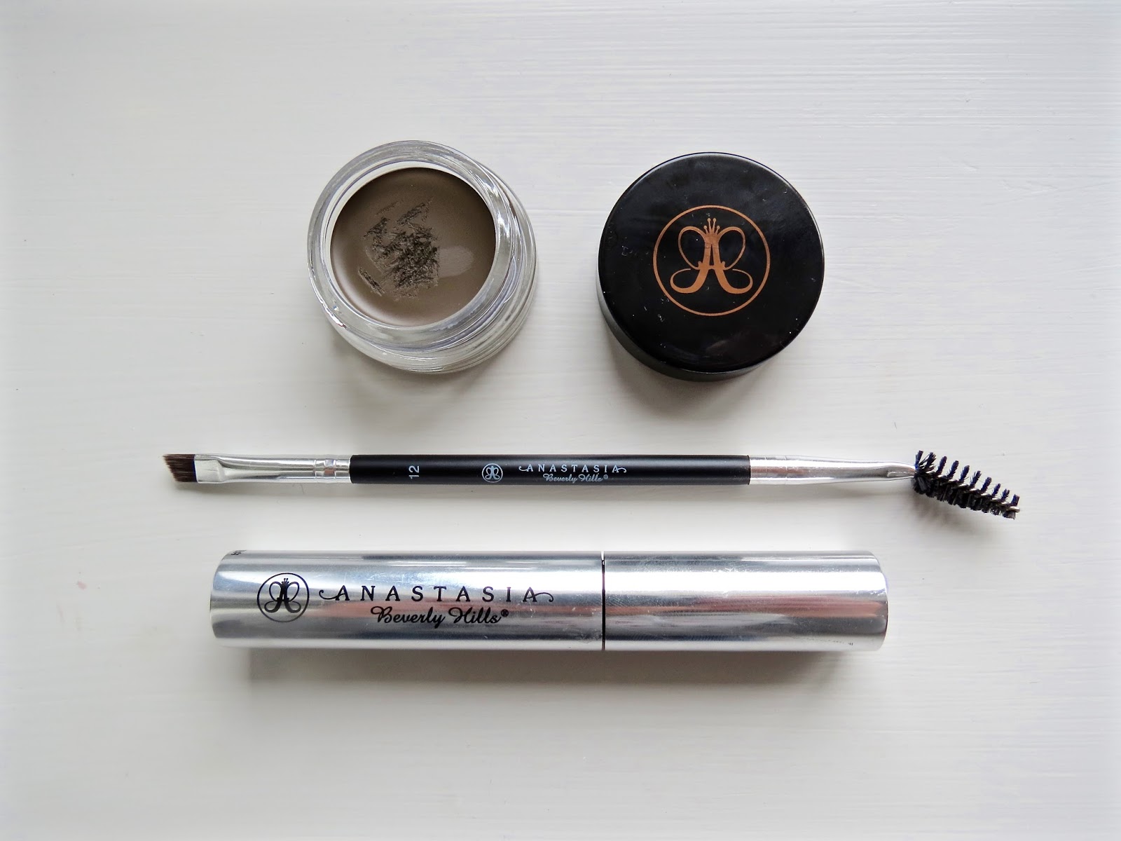Dipbrow Pomade for Blonde Hair: A Comprehensive Review - wide 3