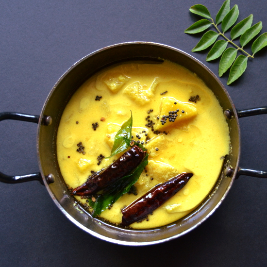 Pineapple Pulissery...pineapple in yoghurt gravy. Forks N Knives