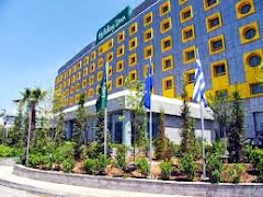 ΞΕΝΟΔΟΧΕΙΟ ΣΠΑΤΩΝ HOLIDAY INN