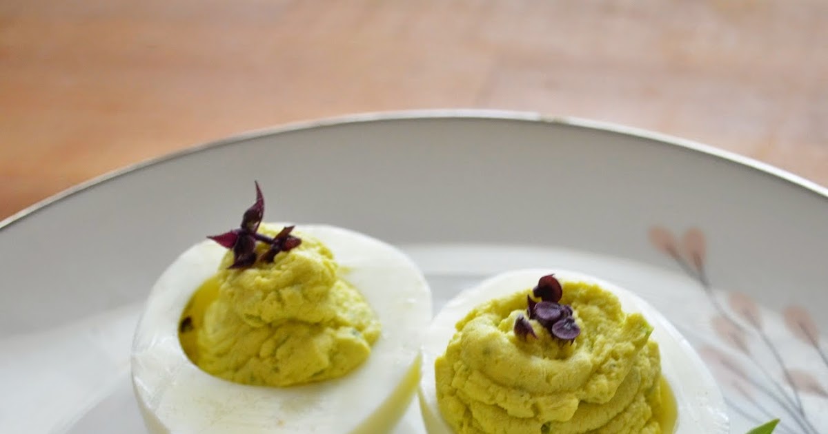 iron stef green curry deviled eggs