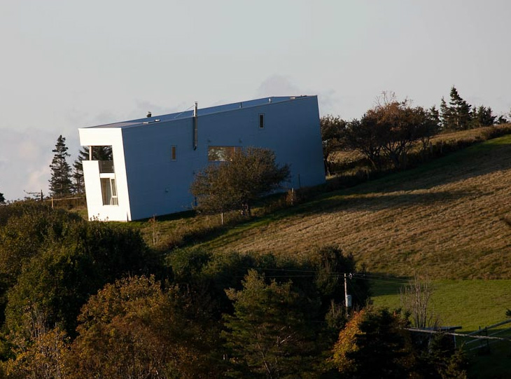 If It's Hip, It's Here (Archives) A Look Inside And Out Of The