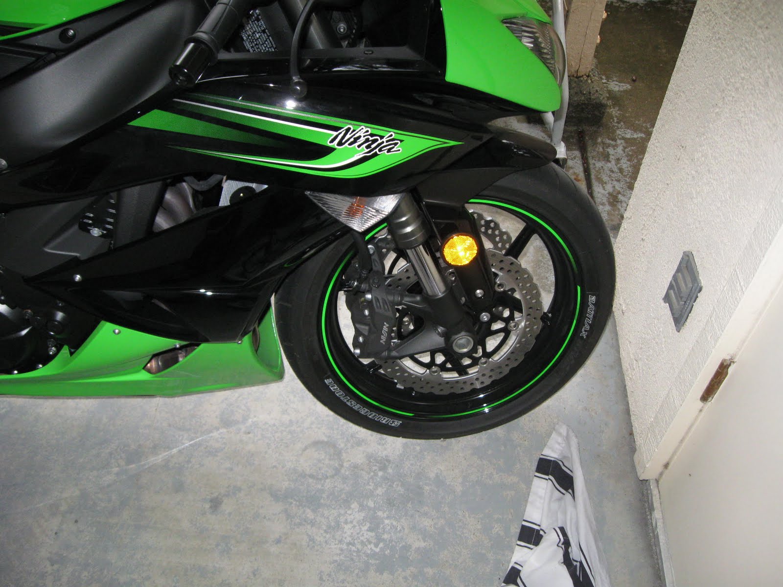 DIY Tire Paint KawiForums Kawasaki Motorcycle Forums