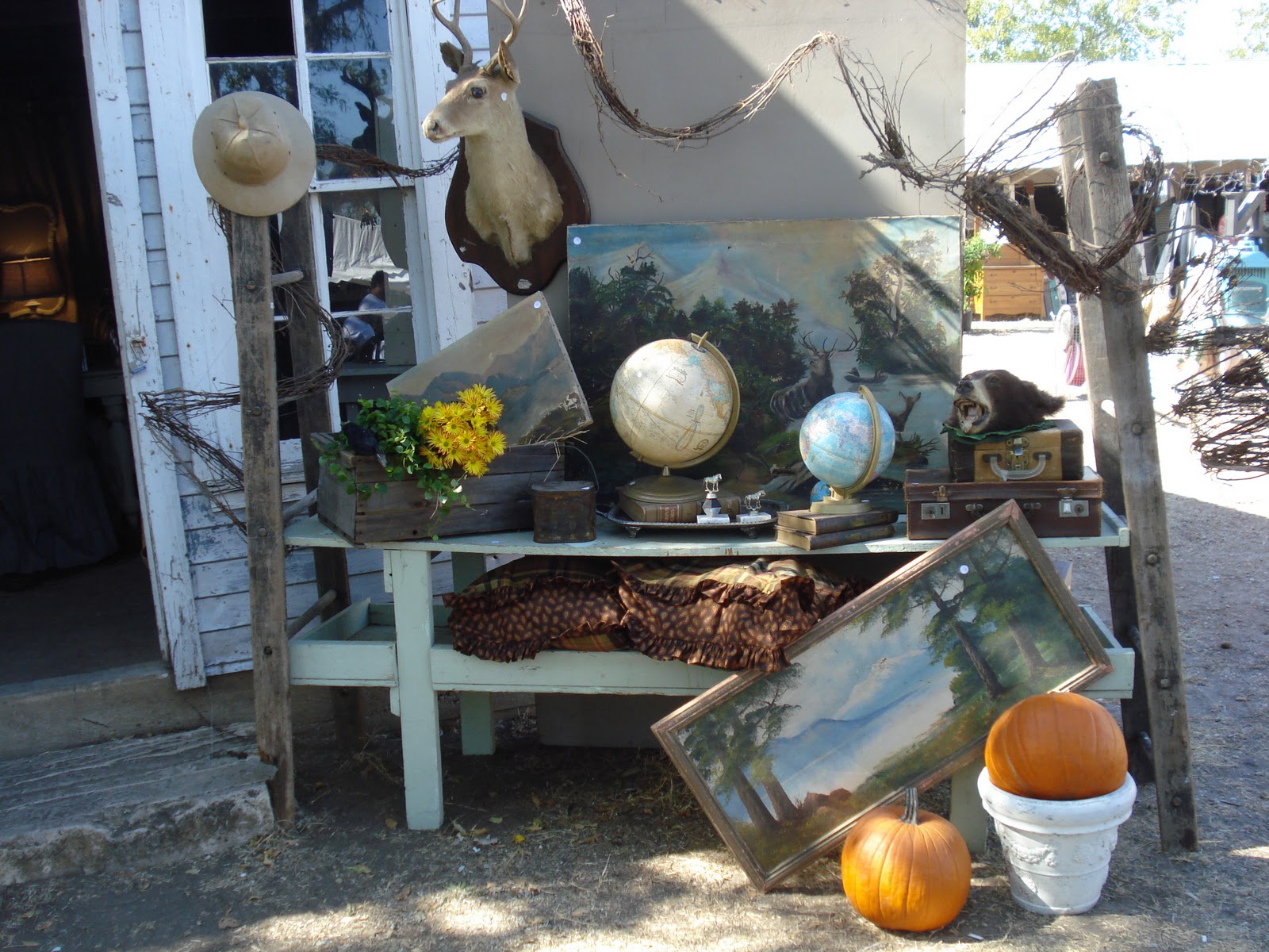 Barn Chic Antiques Round Top Warrenton Fall Show