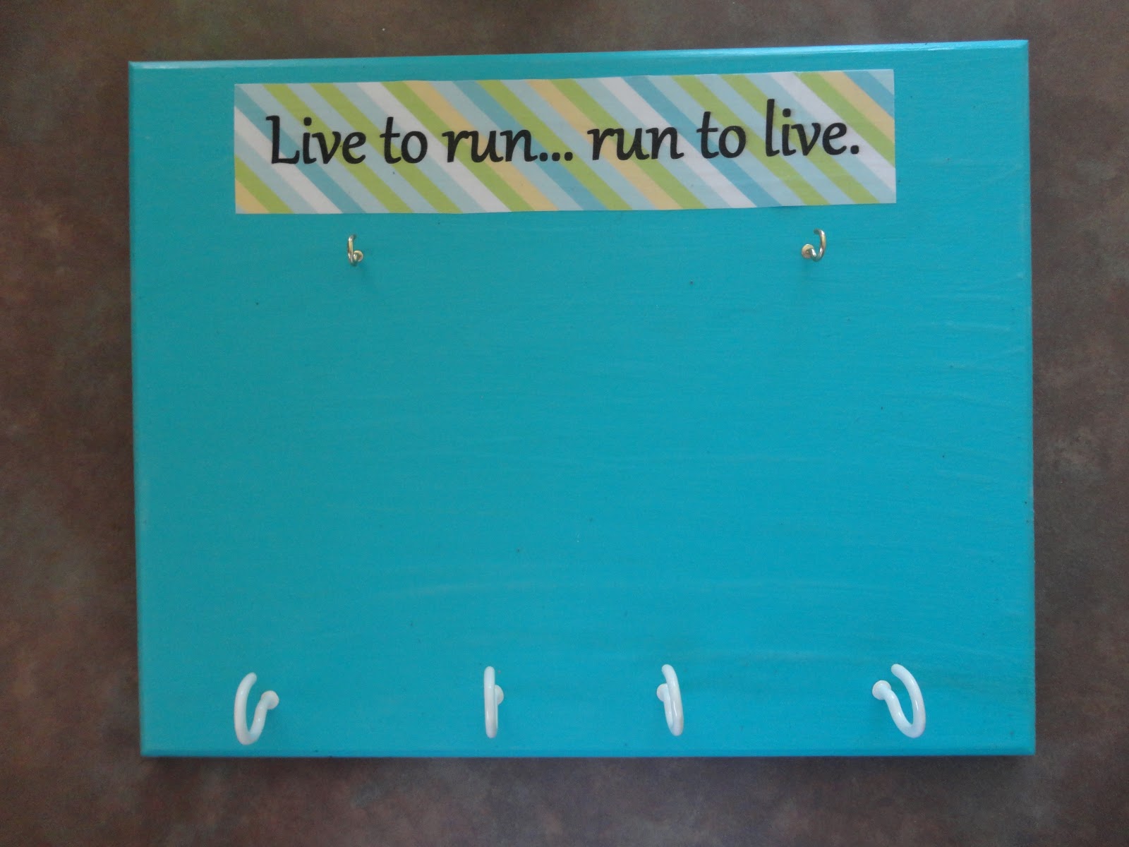 My Three Peas {DIY} Race bib holder