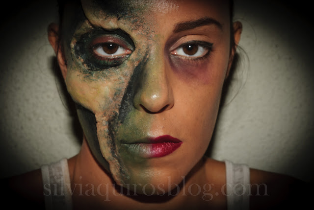 Maquillaje Halloween 6: Calavera media cara, Halloween Make-up 6: Half face skull, efectos especiales, special effects, Silvia Quirós